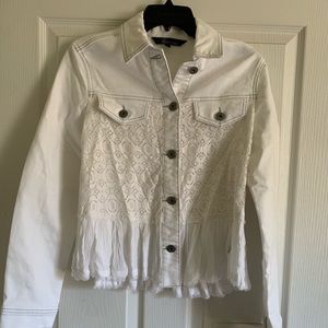 Gorgeous white denim jacket